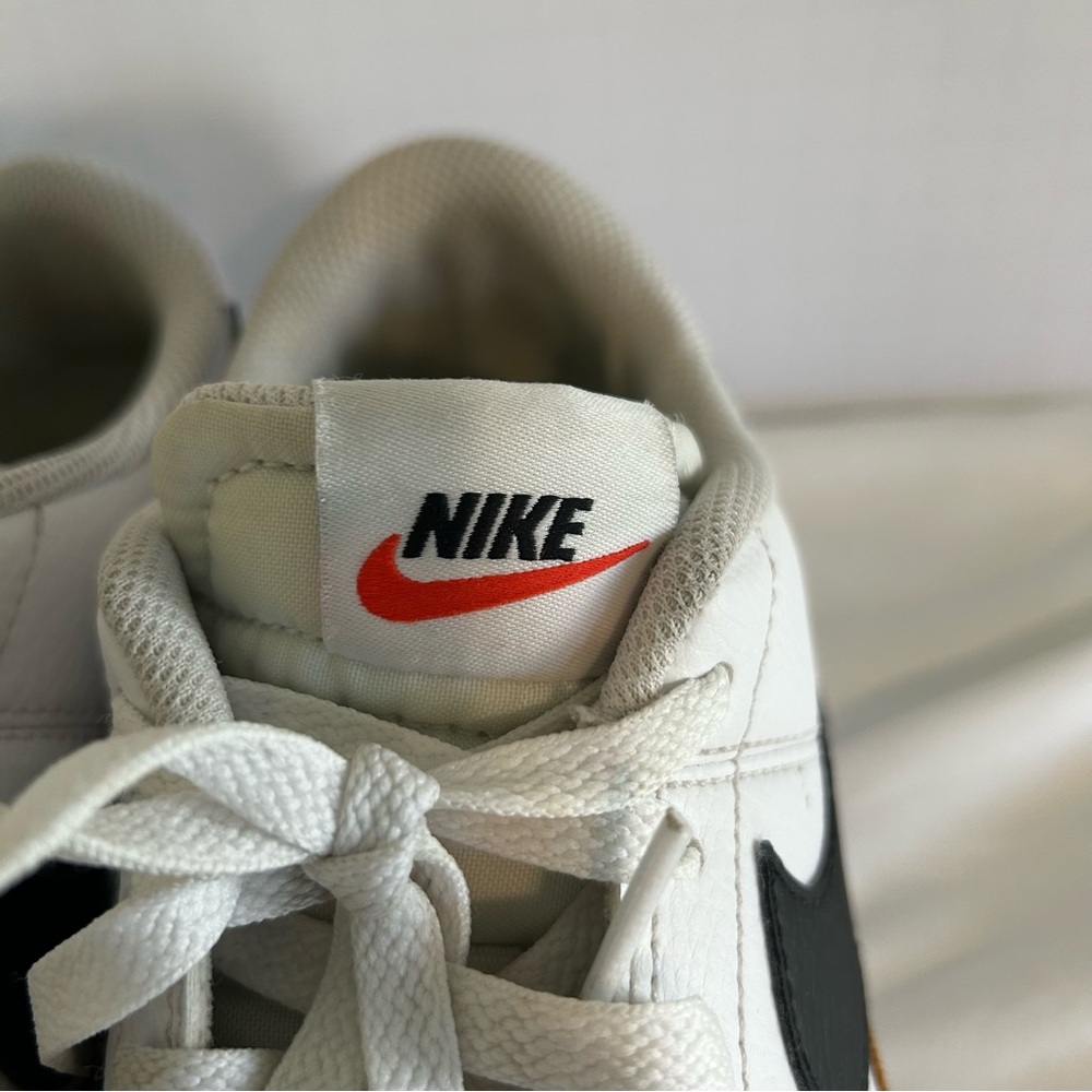Nike Women’s Court Legacy Sneakers 8 White Black Casual Shoes Gently Used - Picture 8 of 9